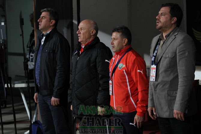 Akhisar Belediyespor;2 Çaykur Rizespor;3